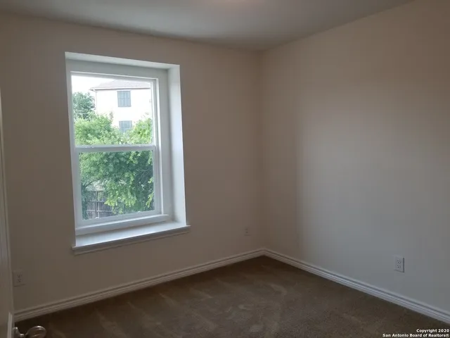 $1,850 | 5911 Eckhert Road, Unit 135, San Antonio, TX 78240