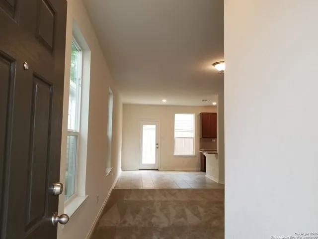 $1,850 | 5911 Eckhert Road, Unit 135, San Antonio, TX 78240