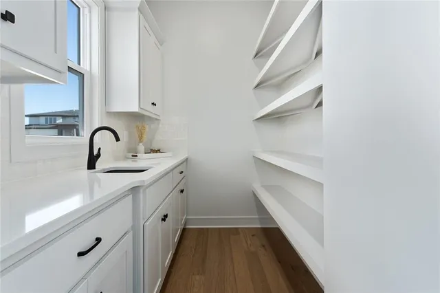 $699,950 | 13464 West 177th Street, Overland Park, KS 66013