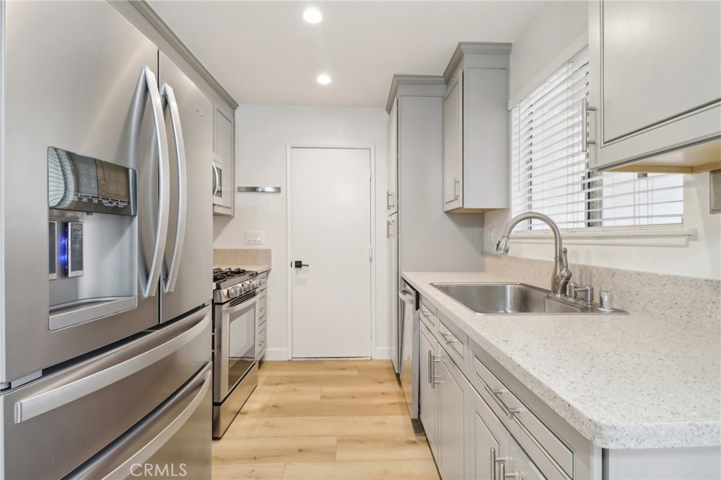 15036 Campus Park Drive, Unit D Moorpark, CA 93021 - Photo 6 of 32