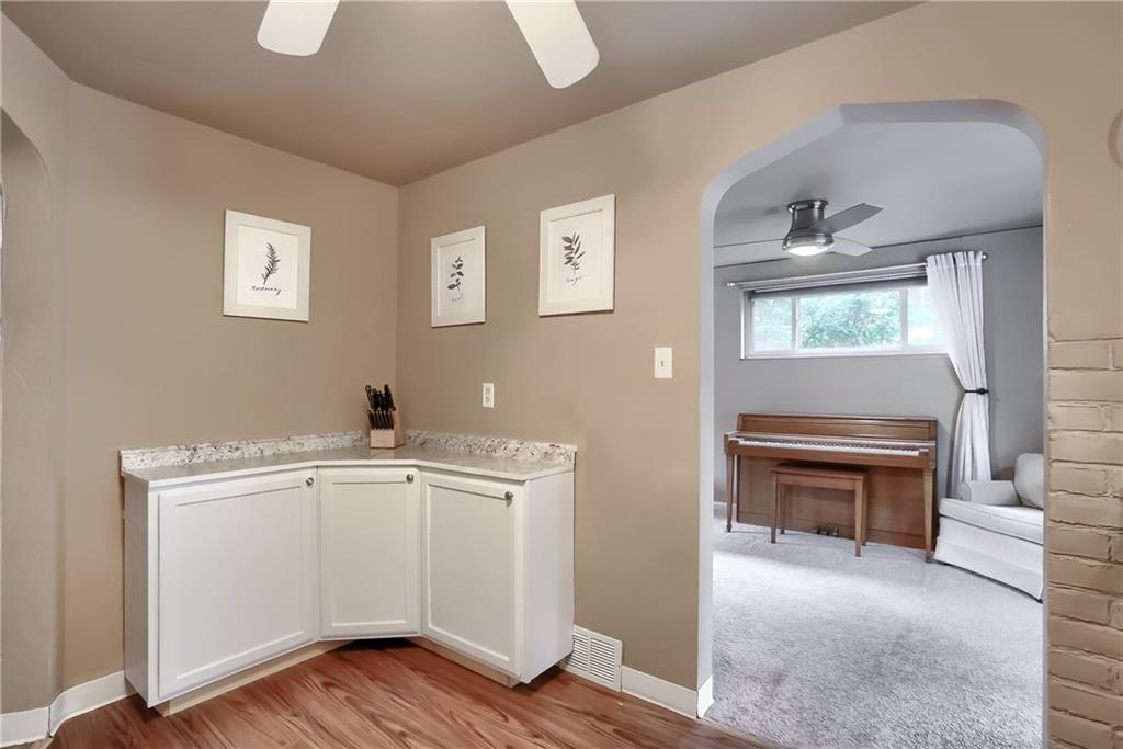 127 Old Lebanon Church Road Pittsburgh, PA 15236 - Photo 11 of 23 Gallery Image 11