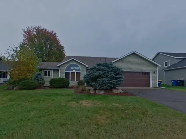 $2,569 | 1924 French Trace Avenue, Shakopee, MN 55379