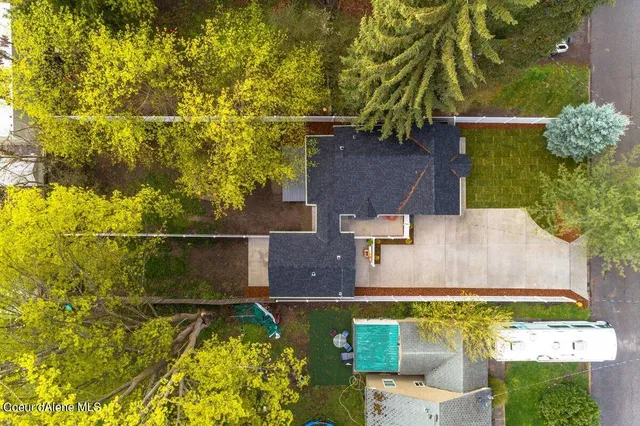 $799,000 | 302 West Linden Avenue, Coeur D'Alene, ID 83814