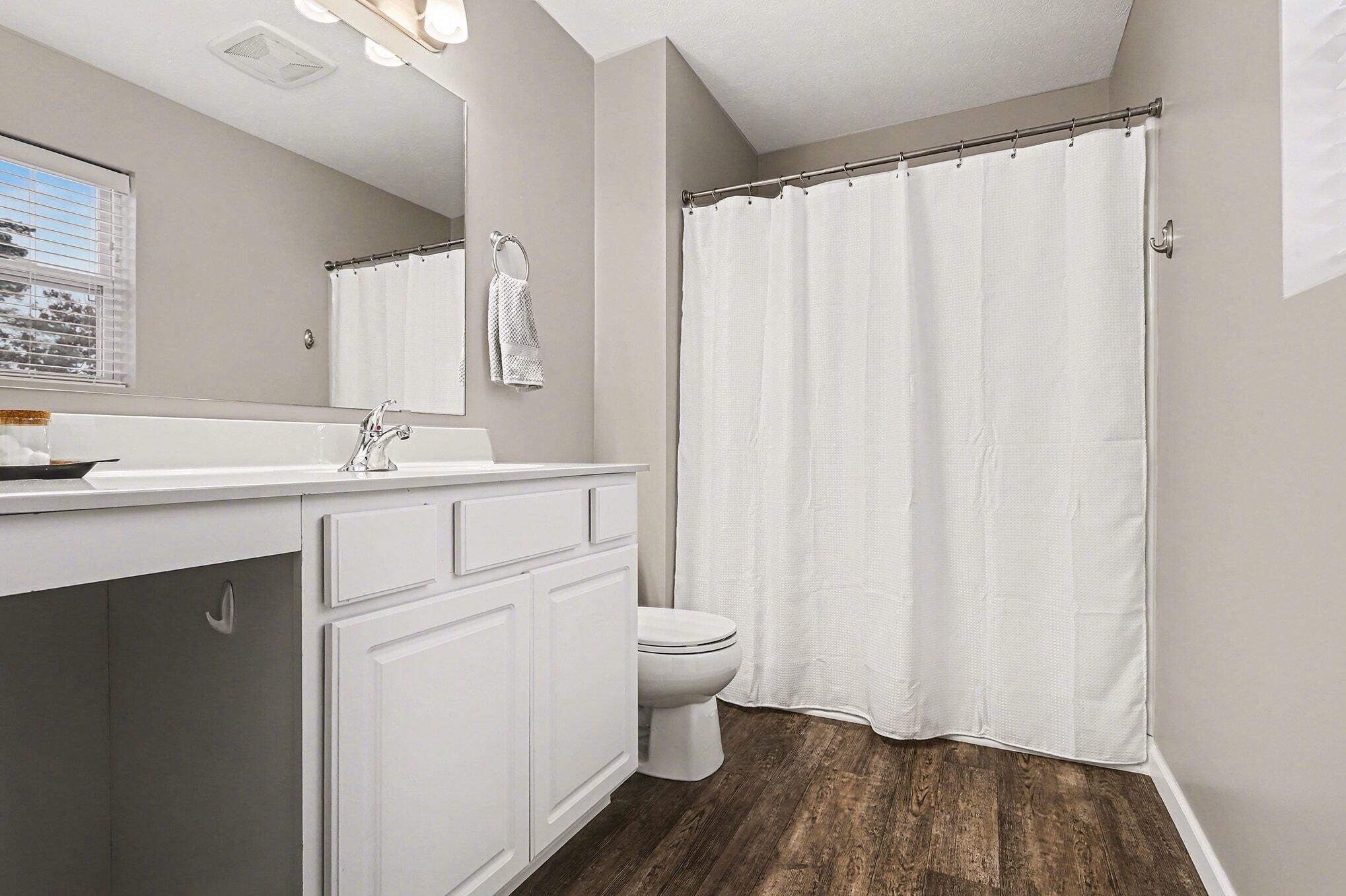 1401 Springview Court Middleville, MI 49333 - Photo 14 of 28 1401 Springview On Suite