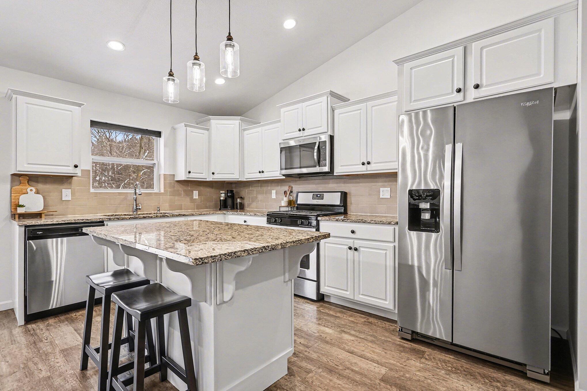1401 Springview Court Middleville, MI 49333 - Photo 8 of 28 1401 Springview Kitchen