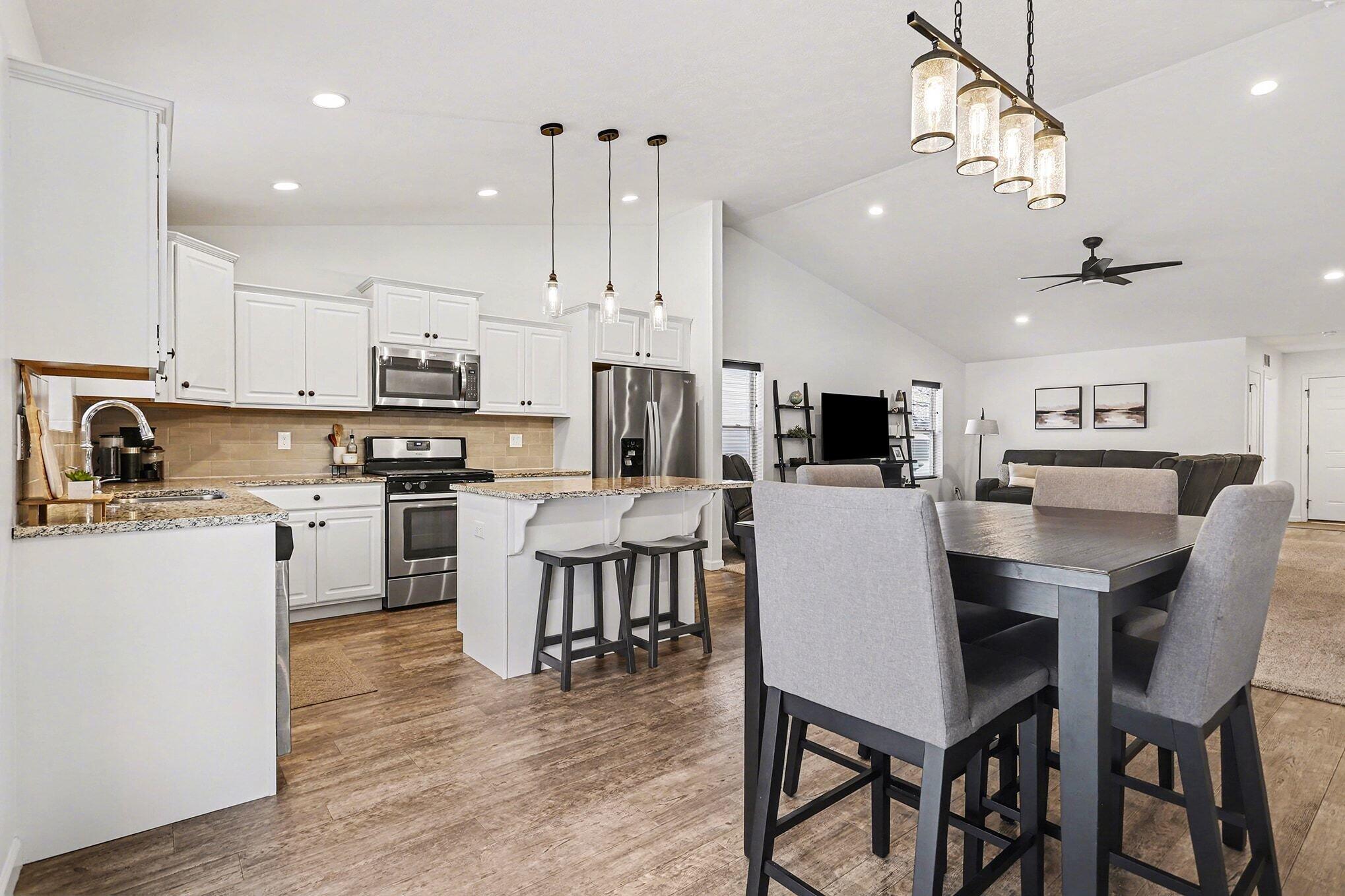 1401 Springview Court Middleville, MI 49333 - Photo 10 of 28 1401 Springview Kitchen - Dinning