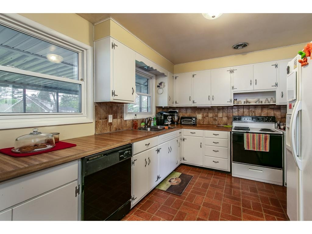 1849 Fairoaks Road Kingsport, TN 37664 - Photo 15 of 30 Photo 15