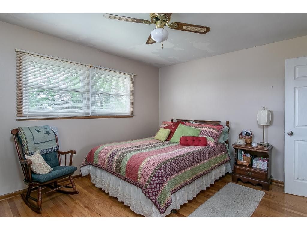 1849 Fairoaks Road Kingsport, TN 37664 - Photo 18 of 30 Photo 18
