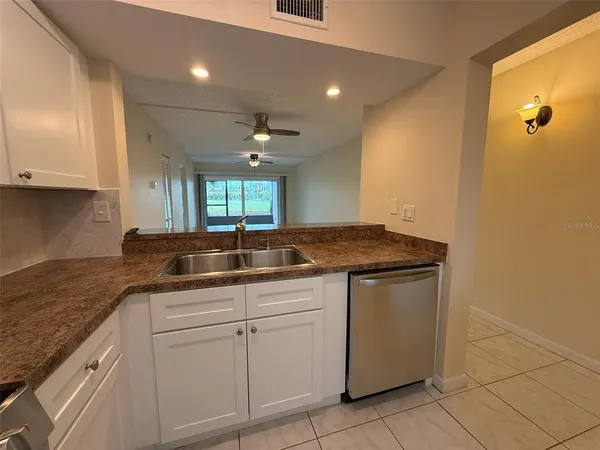 $2,800 | 6219 Palma Del Mar Boulevard South, Unit 105, St. Petersburg, FL 33715