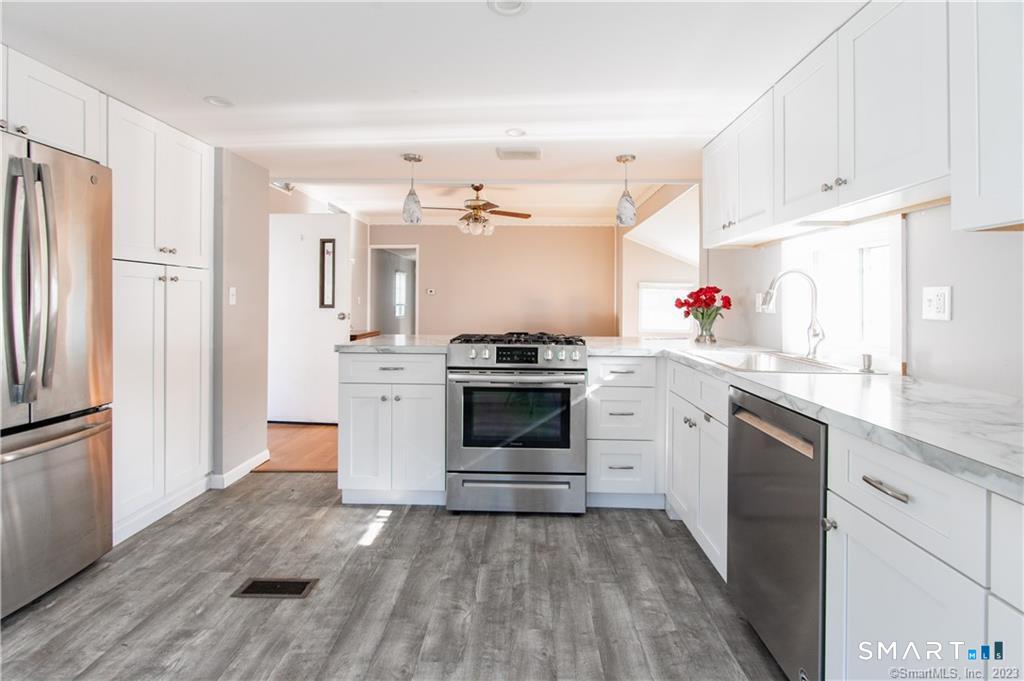 166 Pocono Point Road Danbury, CT 06811 - Photo 6 of 23