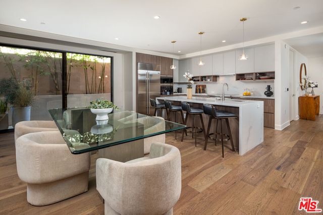 $16,795 | 725 North Croft Avenue, Unit 402, Los Angeles, CA 90069