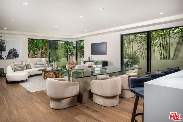 $16,795 | 725 North Croft Avenue, Unit 402, Los Angeles, CA 90069