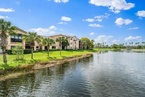$2,700 | 2725 Anzio Court, Unit 304, Palm Beach Gardens, FL 33410