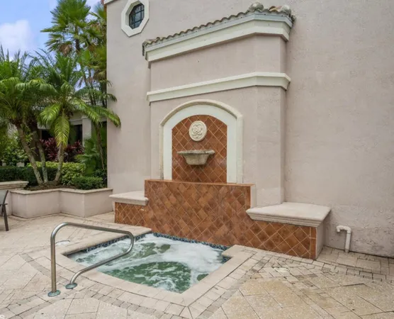 $2,700 | 2725 Anzio Court, Unit 304, Palm Beach Gardens, FL 33410