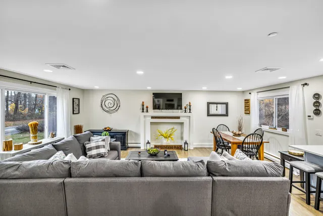 $649,900 | 13 School Street, Monroe, CT 06468