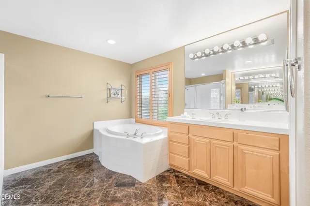 $1,299,000 | 548 Knollwood Drive, Newbury Park, CA 91320