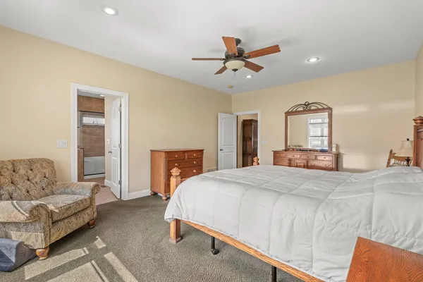 $619,000 | 1524 Silver Valley Drive, De Witt, IA 52742