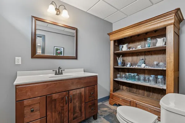 $619,000 | 1524 Silver Valley Drive, De Witt, IA 52742