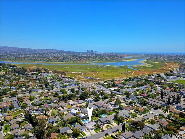 2612 Redlands Drive Costa Mesa, CA 92627 - Photo 27 of 30 a view of city and ocean