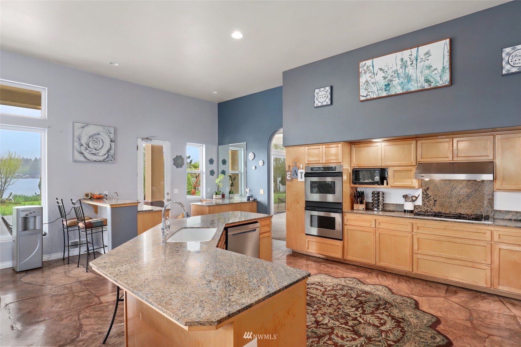 7029 Fairview Road Southwest Olympia, WA 98512 - Photo 11 of 40 Gallery Image 11