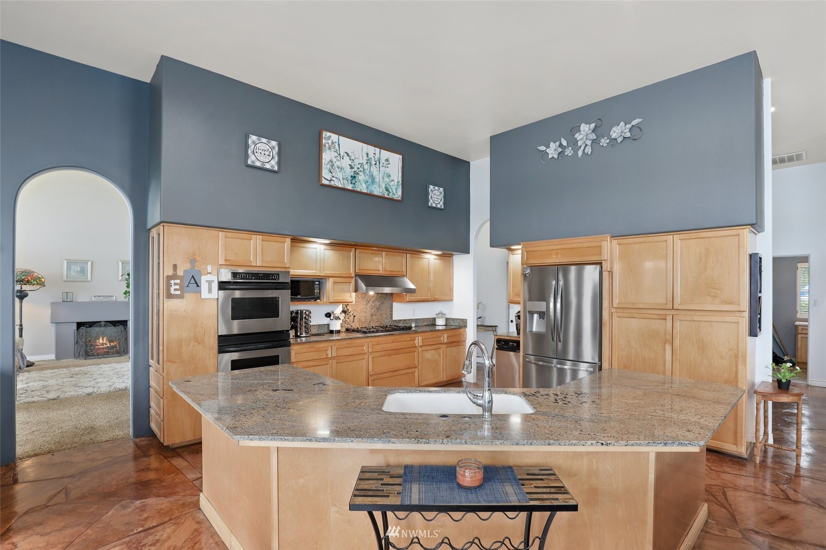 7029 Fairview Road Southwest Olympia, WA 98512 - Photo 12 of 40 Gallery Image 12