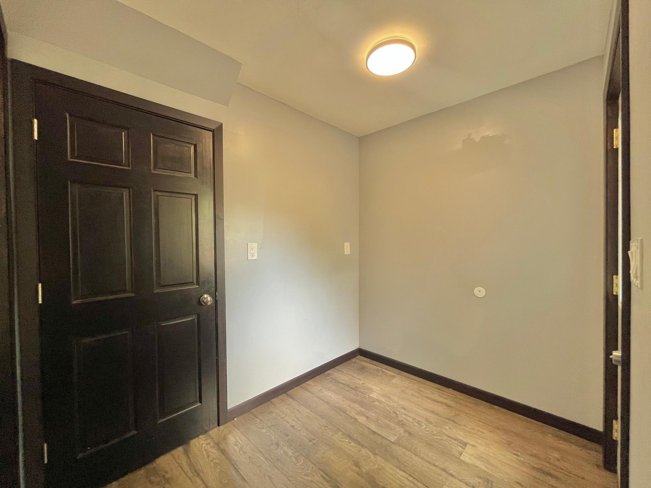 611 16th Street Southwest Willmar, MN 56201 - Photo 13 of 21