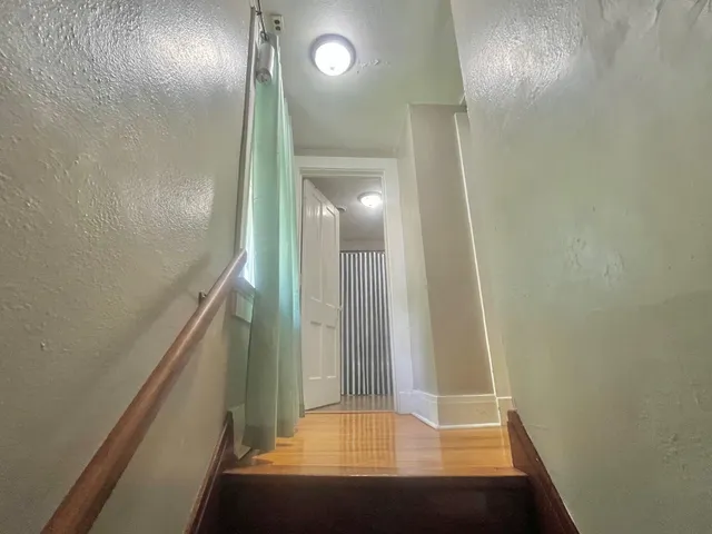 $180,000 | 611 16th Street Southwest, Willmar, MN 56201