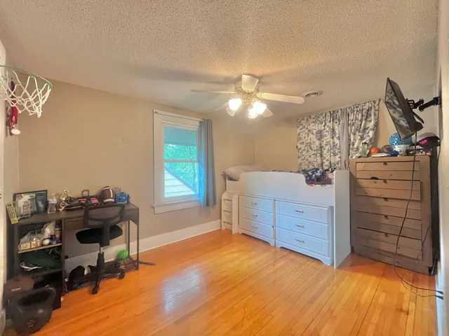 $180,000 | 611 16th Street Southwest, Willmar, MN 56201