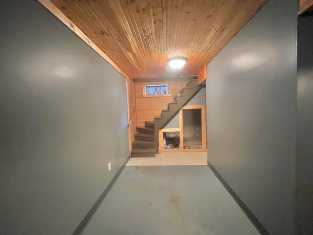 $180,000 | 611 16th Street Southwest, Willmar, MN 56201