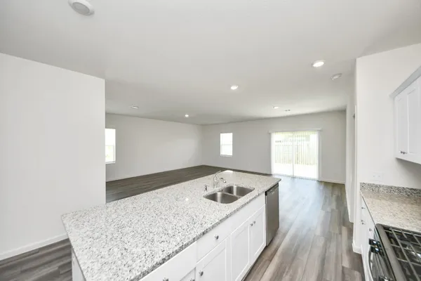 $2,565 | 10304 Malta Trace Drive, Rosharon, TX 77583