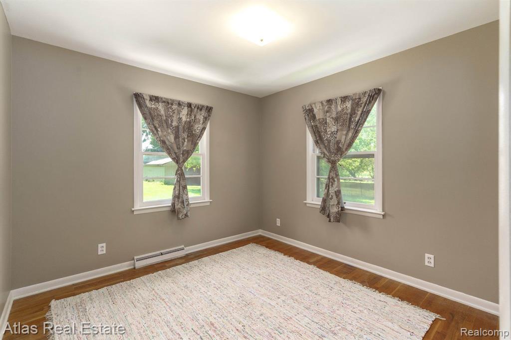 9450 Hogan Road Fenton, MI 48430 - Photo 31 of 36