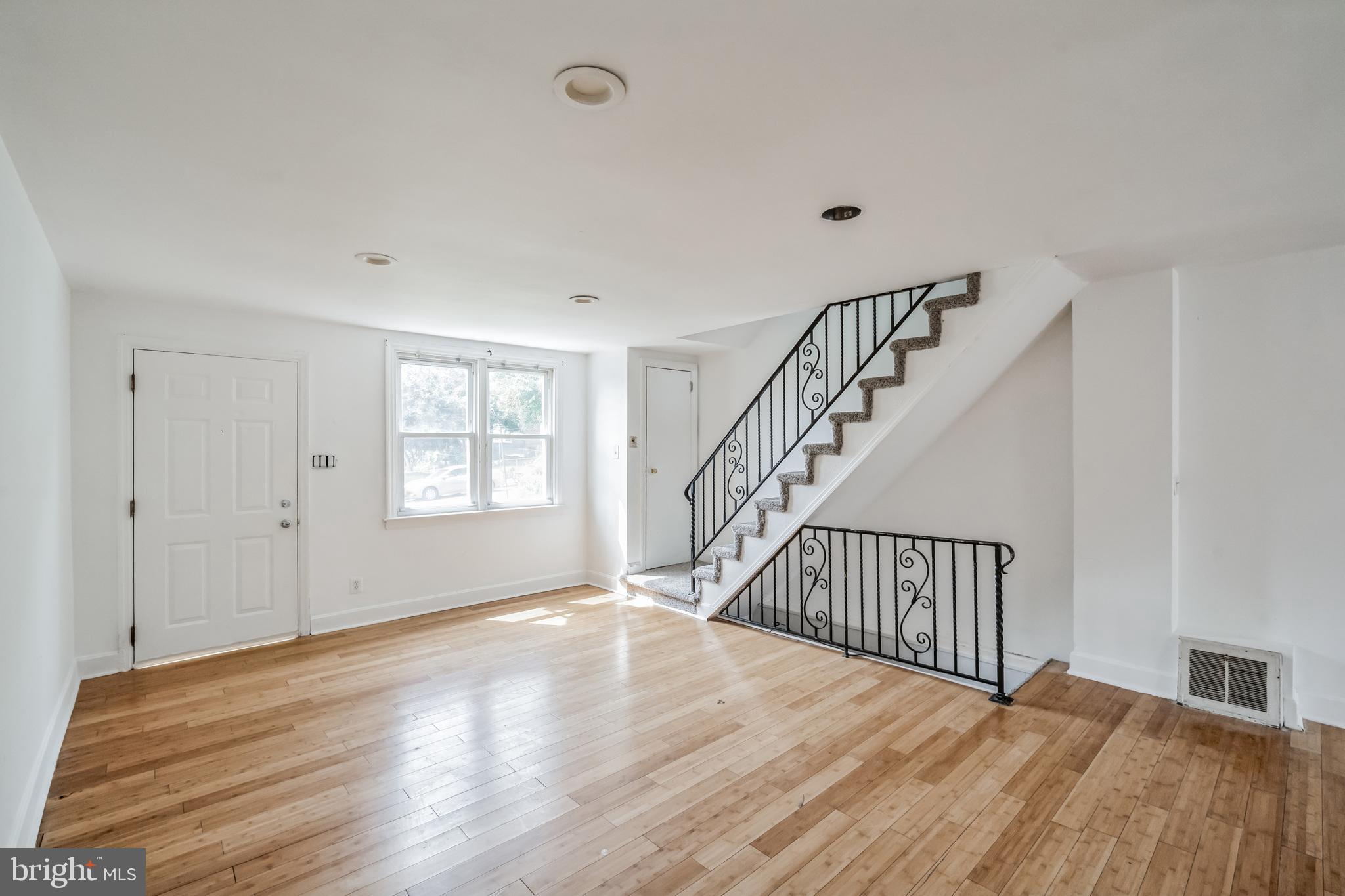 1351 Farrington Road Philadelphia, PA 19151 - Photo 4 of 24 Gallery Image 4