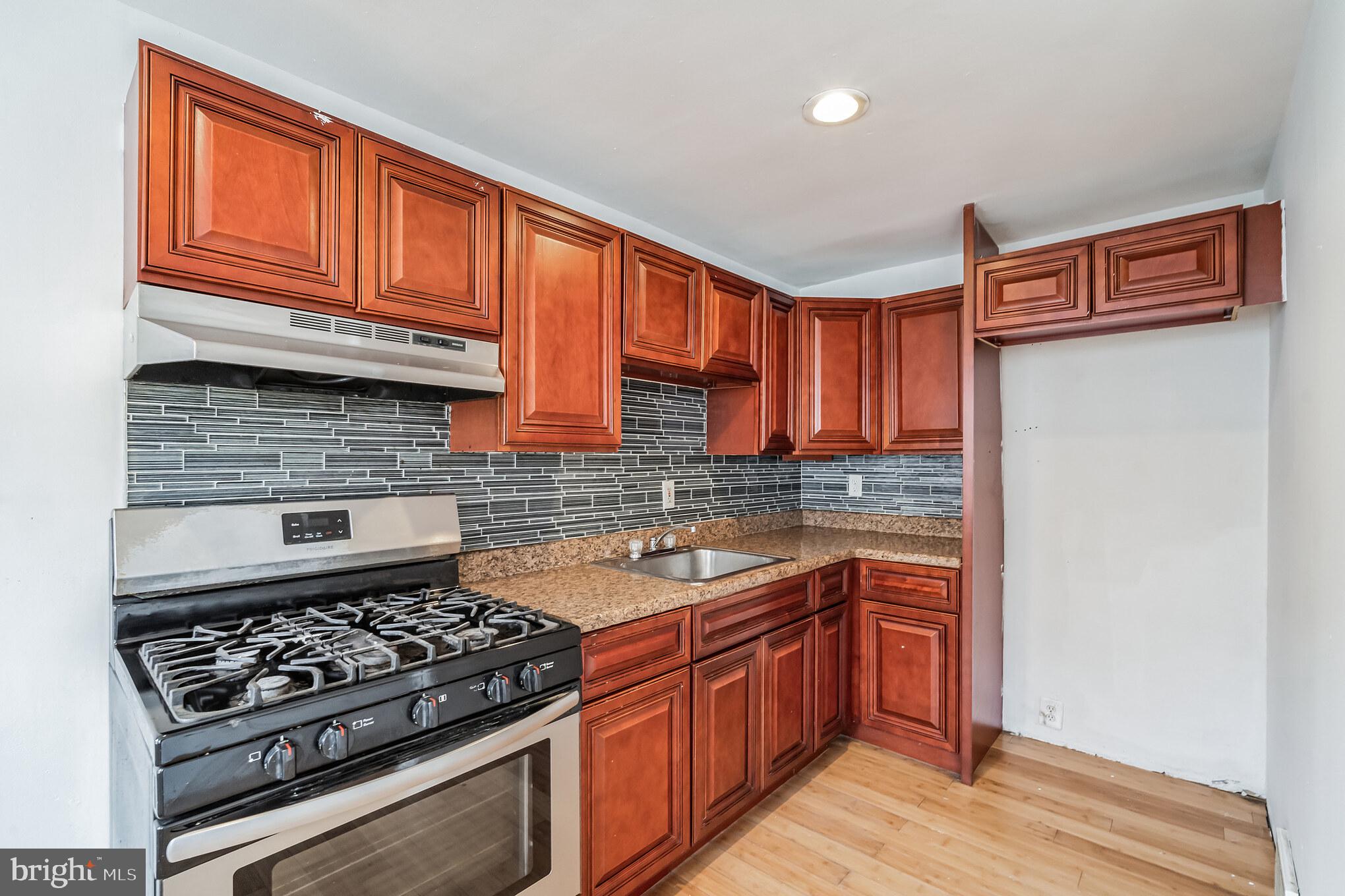 1351 Farrington Road Philadelphia, PA 19151 - Photo 10 of 24 Gallery Image 10