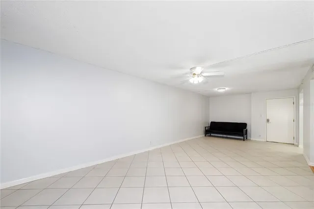 $2,000 | 255 Dolphin Point, Unit 414, Clearwater Beach, FL 33767