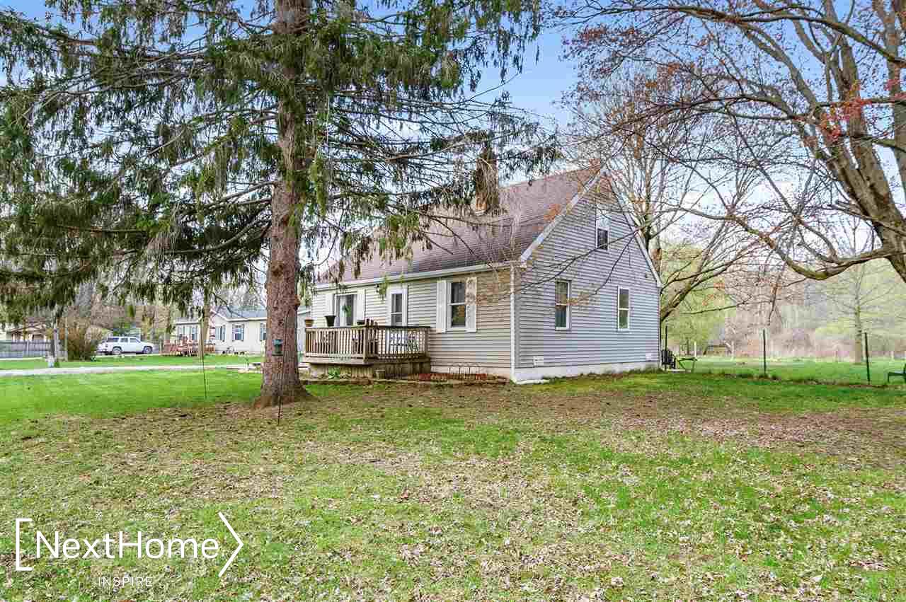 14481 Duffield Road Montrose, MI 48457 - Photo 4 of 36 50039414-3.JPG