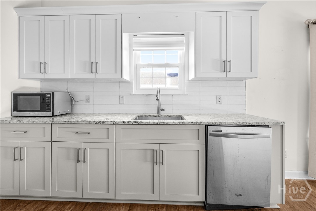 12 Kingslan Court Savannah, GA 31419 - Photo 14 of 35 Kitchen