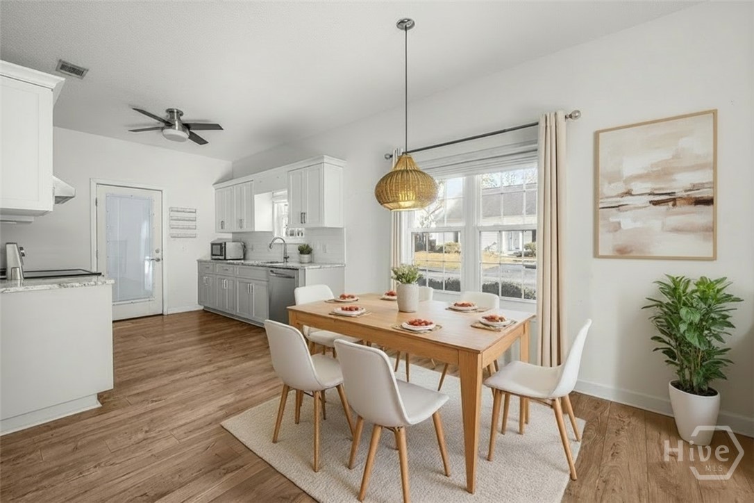 12 Kingslan Court Savannah, GA 31419 - Photo 16 of 35 Dining Area - This photo has been virtually staged