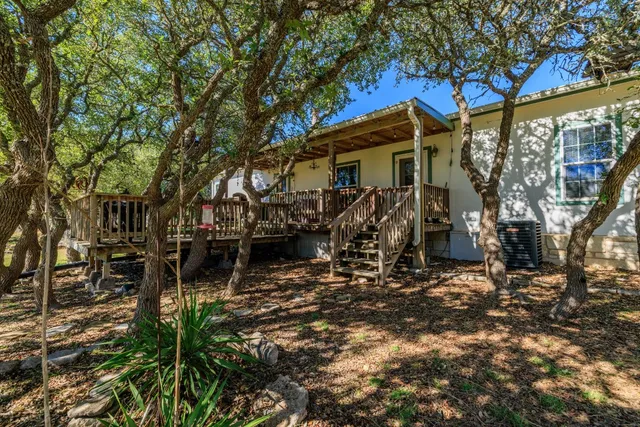 $537,000 | 259 Burr Oak Trail, Harper, TX 78631