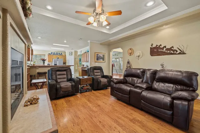 $537,000 | 259 Burr Oak Trail, Harper, TX 78631