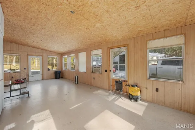 $199,900 | 10311 Wayne Drive, Potosi, MO 63664