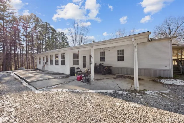 $199,900 | 10311 Wayne Drive, Potosi, MO 63664