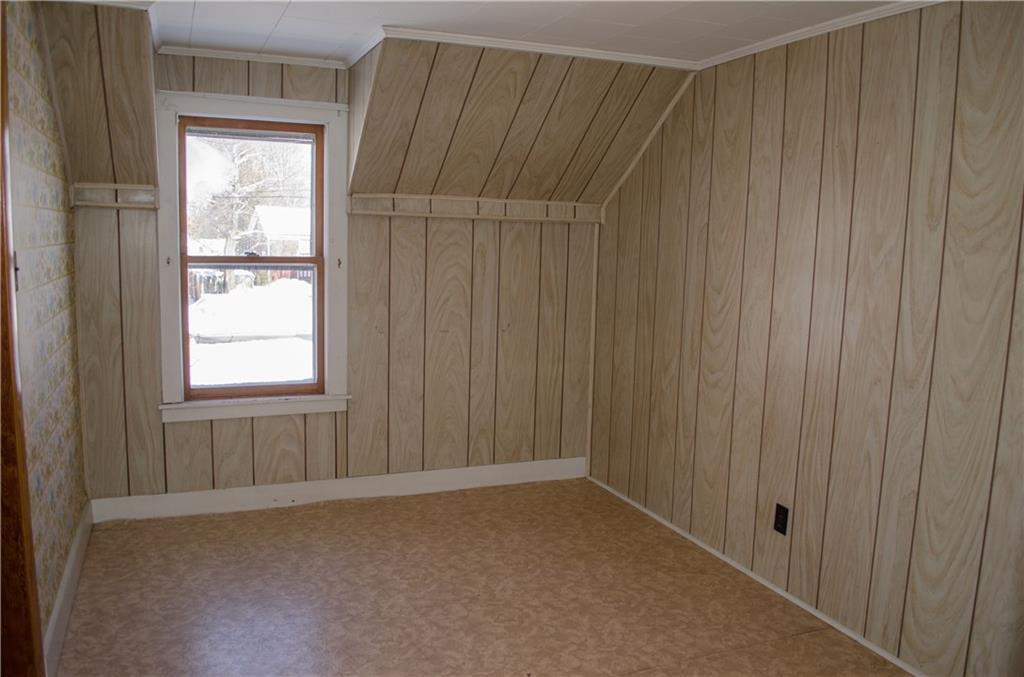 1015 Main Street Veazie, ME 04401 - Photo 14 of 23 Unit B Bedroom 3 dressing area or...