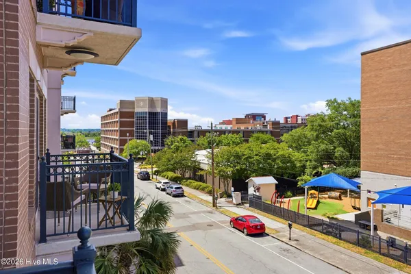 $569,500 | Undisclosed Address, Wilmington, NC 28401