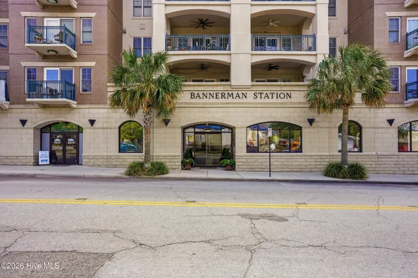 $569,500 | Undisclosed Address, Wilmington, NC 28401