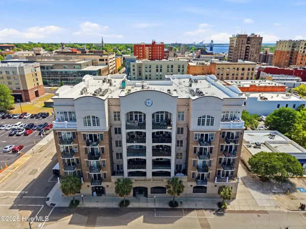 $569,500 | Undisclosed Address, Wilmington, NC 28401