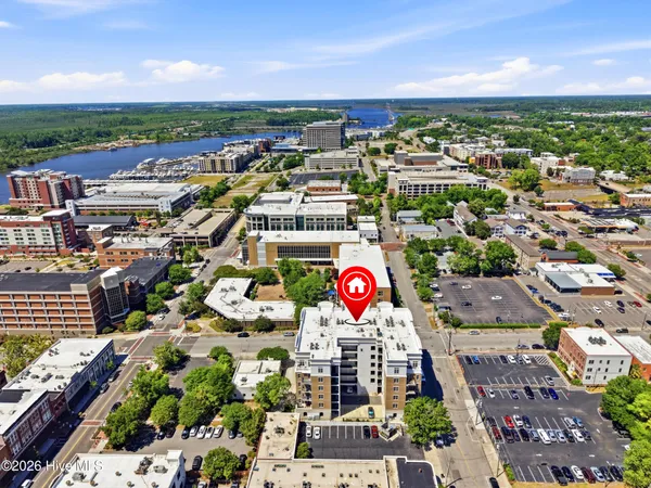 $569,500 | Undisclosed Address, Wilmington, NC 28401
