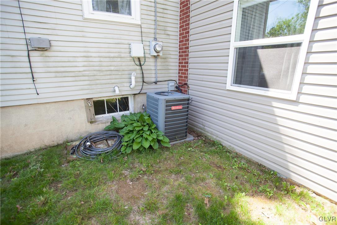 2204 Abington Road Bethlehem, PA 18018 - Photo 22 of 24 Central Air!