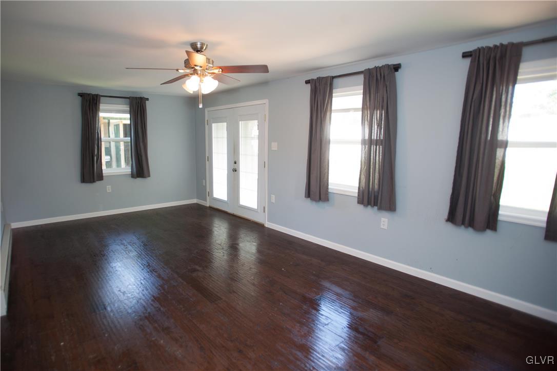 2204 Abington Road Bethlehem, PA 18018 - Photo 9 of 24 First Floor Family Room