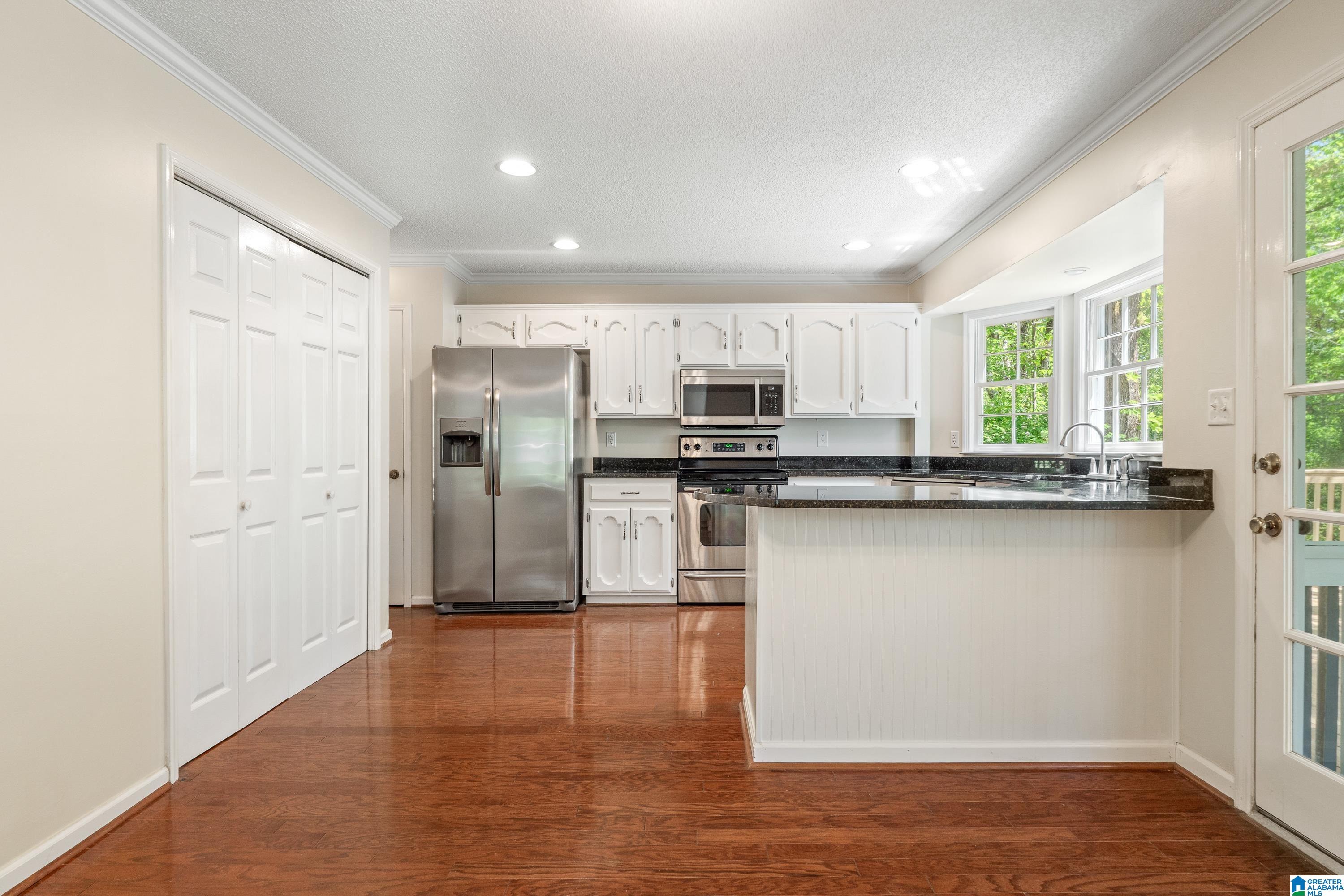 5245 Meadow Brook Road Birmingham, AL 35242 - Photo 11 of 36