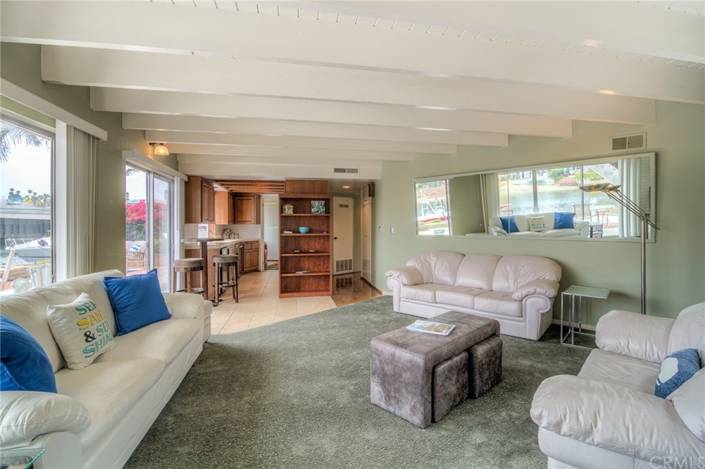 623 36th Street Newport Beach, CA 92663 - Photo 4 of 19